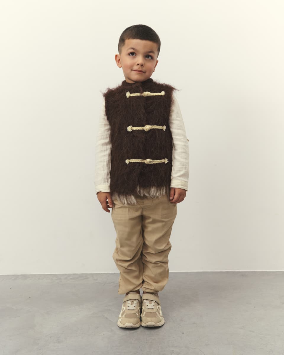 Безрукавка дитяча коричнева-1