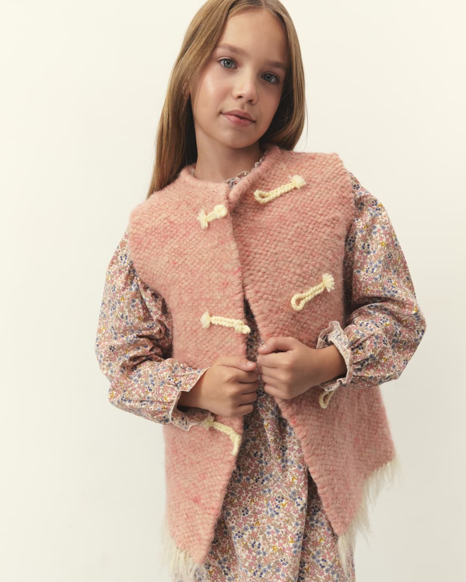 Безрукавка дитяча рожева -1